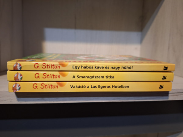 Geronimo Stilton - 3 ktet egytt: Egy habos kv s nagy hh! + A Smaragdszem titka + Vakci a Las Egeras hotelben