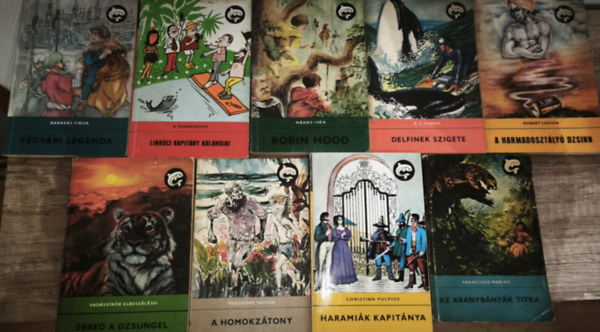 A. Nyekraszov, M�ndy Iv�n, A. C. Clarke, Robert Leeson, Theodore Taylor, Christian Vulpius, Francisco Marins Barab�s Tibor - 9db m� a Delfin k�nyvek sorozatb�l - V�gv�ri legenda, Link�ci kapit�ny kalandjai, Robin Hood, Delfinek szigete, A harmadoszt�ly� dzsinn, �bred a dzsungel, A homokz�tony, Harami�k kapit�nya, Az aranyb�ny�k titka
