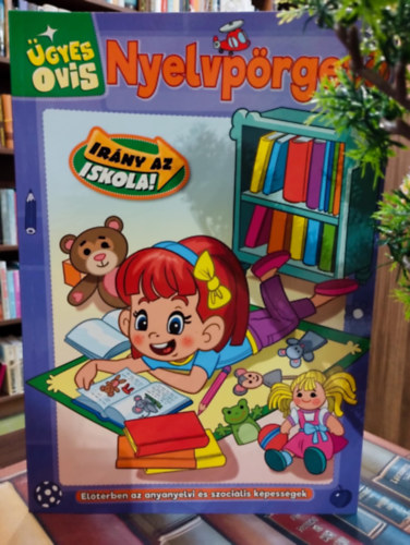 Puhola Kitti - Nyelvp�rget�. Ir�ny az iskola.