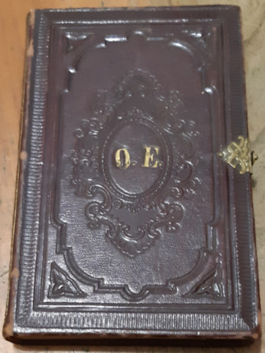 Köz. Isteni tiszteletre rendelt ÉNEKES-KÖNYV, zsoltárok és dícséretek néhány IMÁDSÁGGAL.