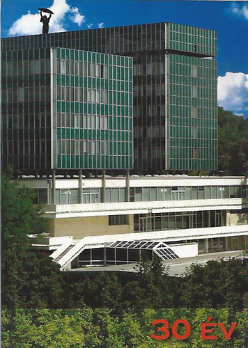 Orosz �gnes szerk. - A budapesti Corvinus Egyetem k�zigazgat�studom�nyi kar�nak (�llamigazgat�si F�iskola)  t�rt�nete 1977-2007