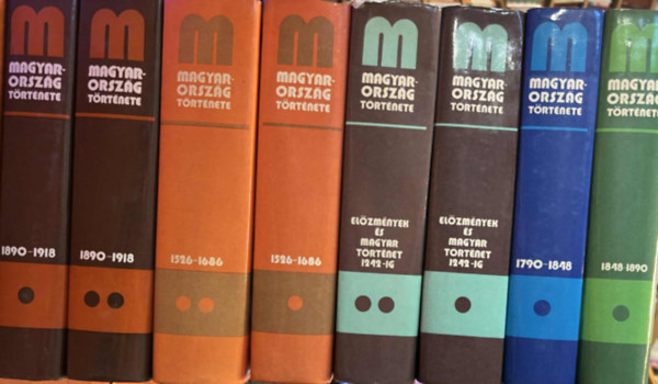 8 db Magyarország története kötet: 1242-ig I-II.., 1526-1686 I-II., 1790-1848 I., 1848-1890 I., 1890-1918 I-II.