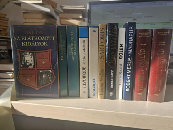 Robert Merle, Gustav Meyrink, Sienkiewicz Henryk, William Faulkner, Erich Maria Remarque, Maurice Druon R. Martin du Gard - 8db regény, 11 kötetben, KÖNYVMENTŐ AJÁNLAT: A Thibault család I-II+ Madrapur+ Gólem+ Quo Vadis+ Sartoris+ A diadalív árnyékában+ A fekete obeliszk+ Az elátkozott királyok I-III.
