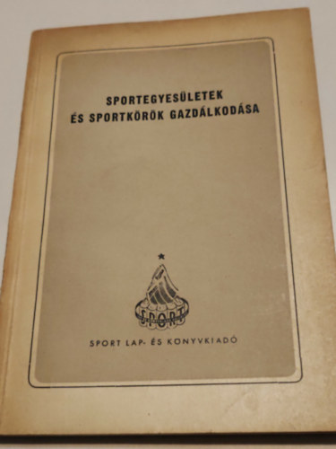 ismeretlen - Sportegyes�letek �s sportk�r�k gazd�lkod�sa