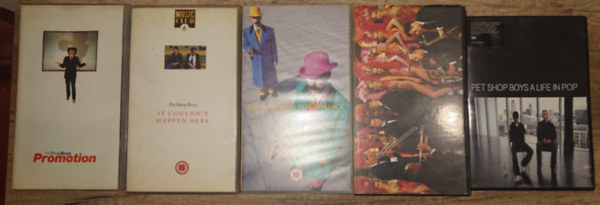 4 VHS kazetta + 1 DVD a Pet Shop Boystl: It Couldn't Happened Here, Promotio, Performace, Showbusiness + A Life in Pop