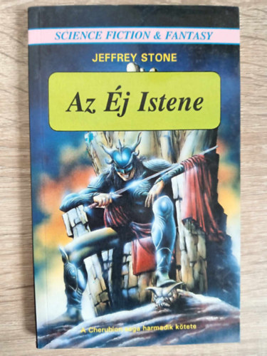 Ford.: Nemes István Jeffrey Stone - Az Éj Istene (A Cherubion-saga harmadik kötete)